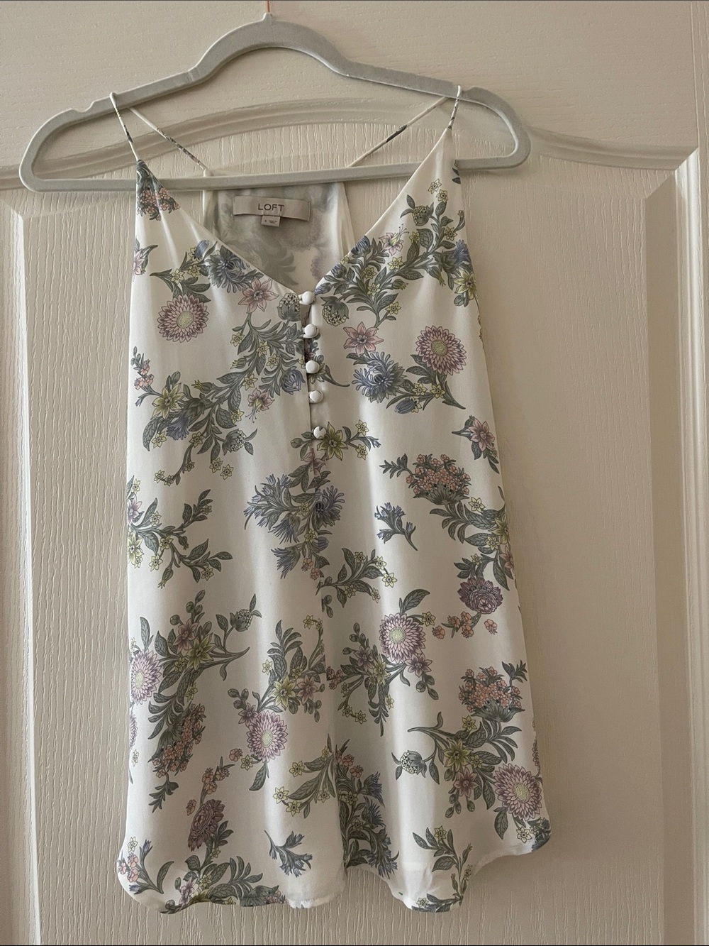 LOFT Cream Floral sleeveless top , fully lined Sz S